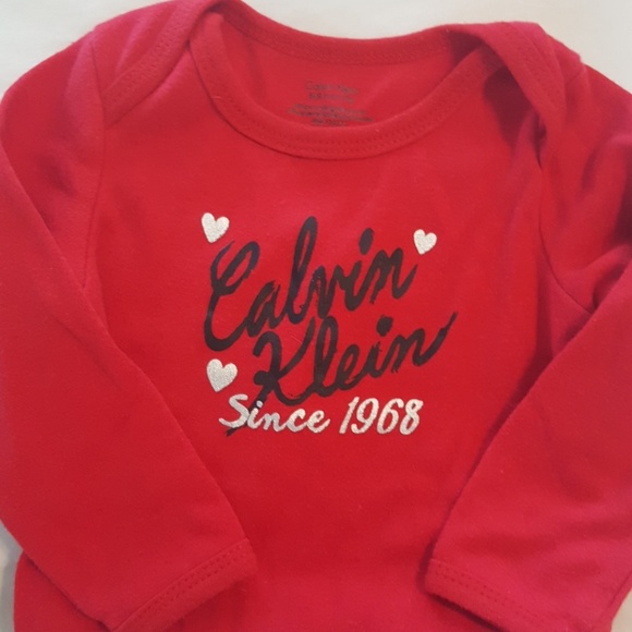 Calvin Klein outfits sz 6-9M - Picture 3 of 3